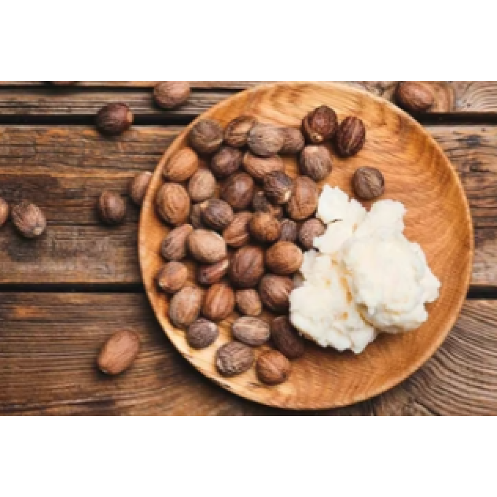 CARELIKA — Gommage corporel à la pistache, au beurre de pistache et coques d’amande broyées, 200 ml