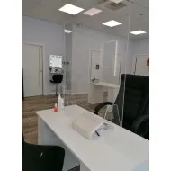 Barrière de protection transparente — écran en verre pour professionnels de la manucure